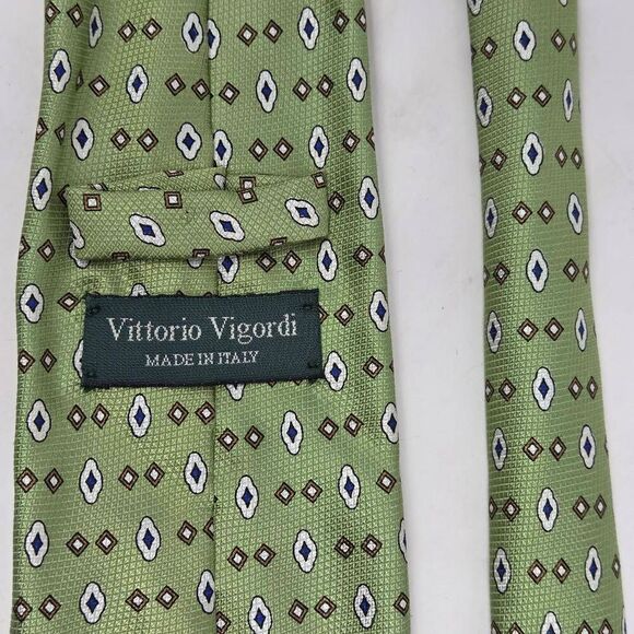 VITTORIO VIGORDI MADE IN ITALY SILK TIE GREEN SATIN FOULARD LUXURY 3.5" X 61" - Picture 3 of 3